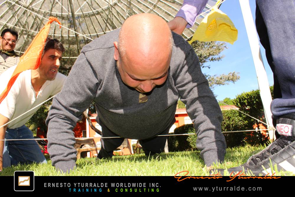 Team Building LATAM con actividades al aire libre para el desarrollo de habilidades blandas