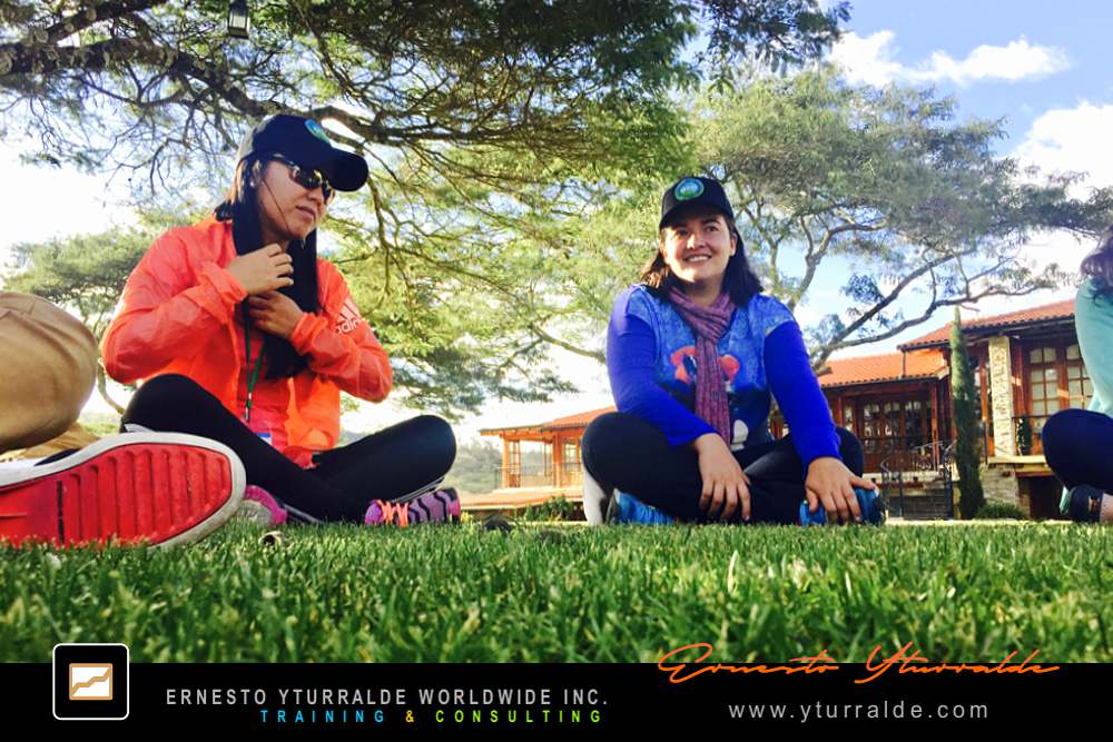 Team Building LATAM con actividades lúdicas para desarrollar cohesión y motivación grupal