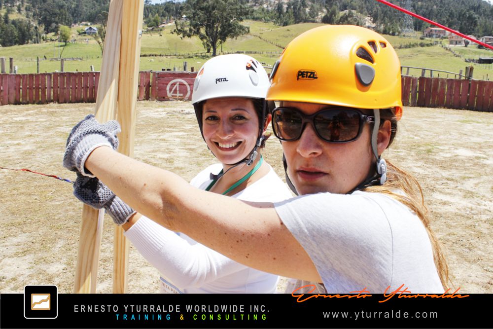 Actividades lúdicas de Team Building LATAM orientadas a fortalecer vínculos humanos en la organización